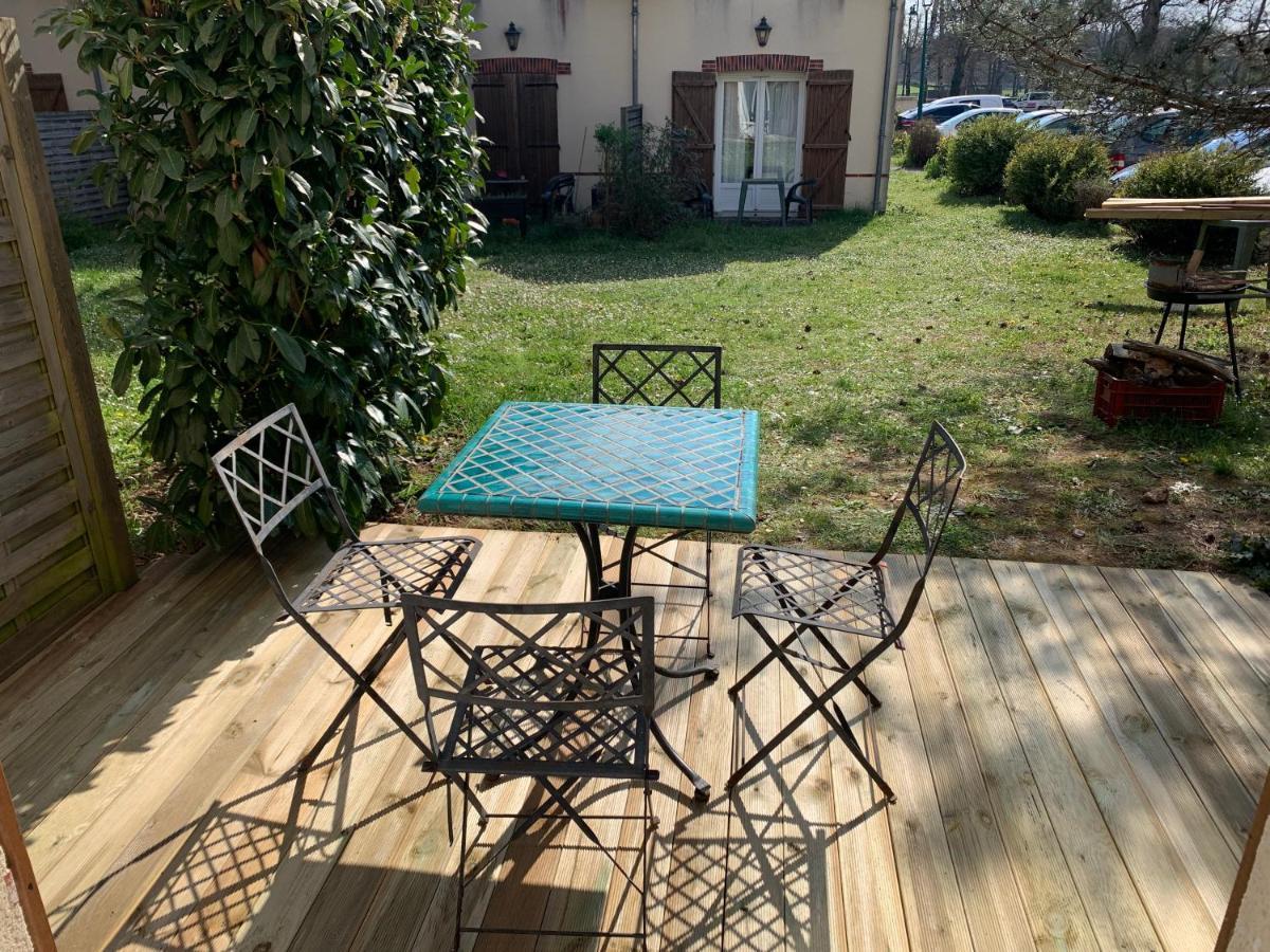 Cottage Avec Terrasse Domaine Golf De Limere Prox Orleans Ardon  Buitenkant foto